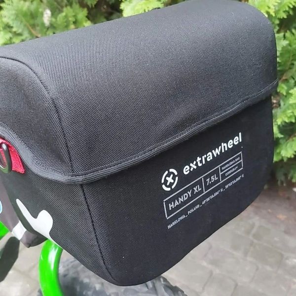Team29er's tweet photo. Polska torba na kierownicę Handy XL 7,5L marki Extrawheel zakończyła właśnie swój pierwszy testowy trip, który wykonany został przez Marysię na prośbę naszej redakcji 😜#extrawheel #bikepacking #gravel https://t.co/gy6MTCxZaJ