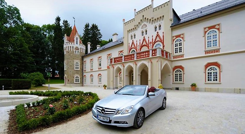 Tatiana_Gor1's tweet image. Chateau Herálec Boutique Hotel - one of the most romantic castle hotels in the Czech Republic #castlehotels 1url.cz/drqHN
