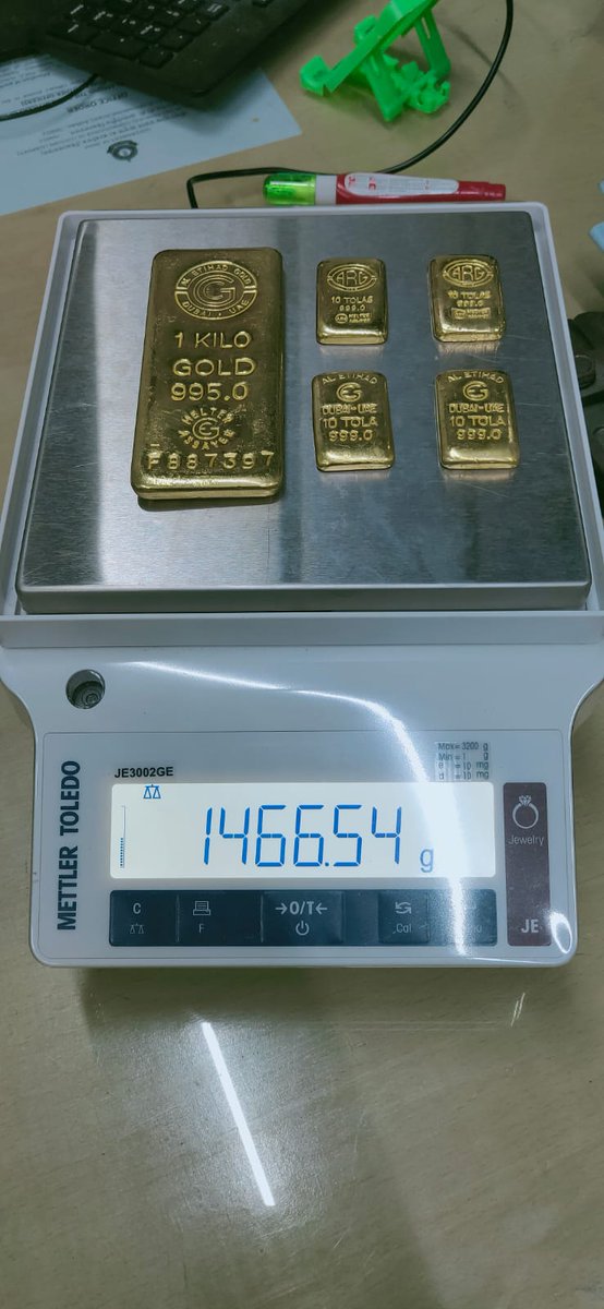 ndtv's tweet photo. An Indian male who arrived from Mumbai, acting on intelligence, was intercepted at the domestic arrivals of NSCBI Airport, Kolkata, by Customs. A thorough search resulted in the recovery of 5 pieces (1,466.53gms) of 24K foreign origin gold bars worth Rs 77 lakhs | reported by ANI https://t.co/Yw0QpxjhLj