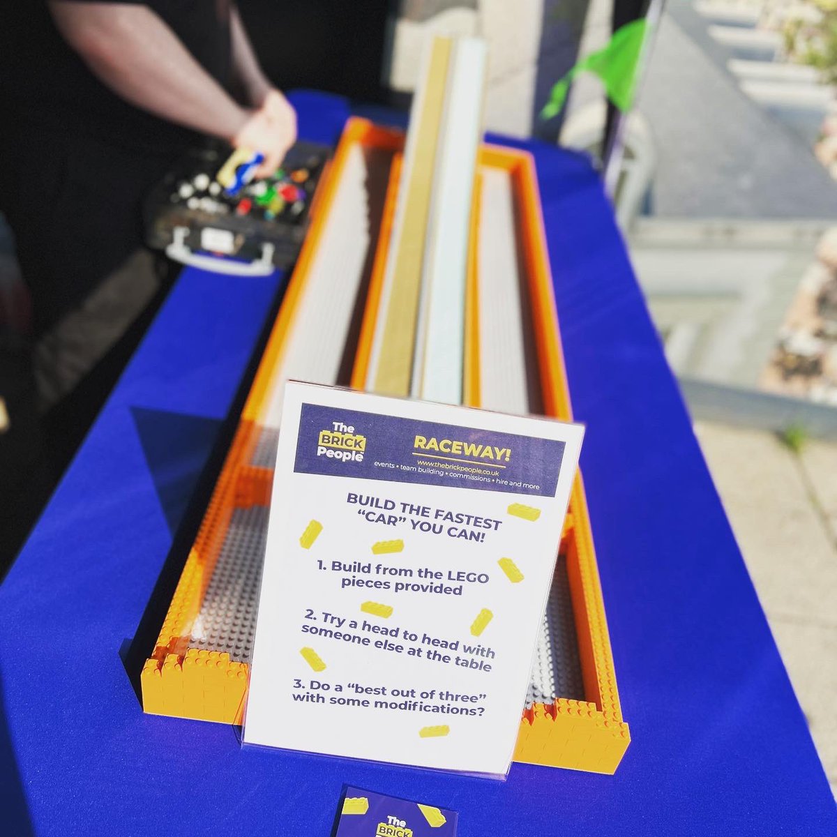 thebrickpeople_'s tweet image. Today we are at @RushmoorCouncil’s Playfest for some LEGO brick fun! Come join us! #aldershot #lego #playfest