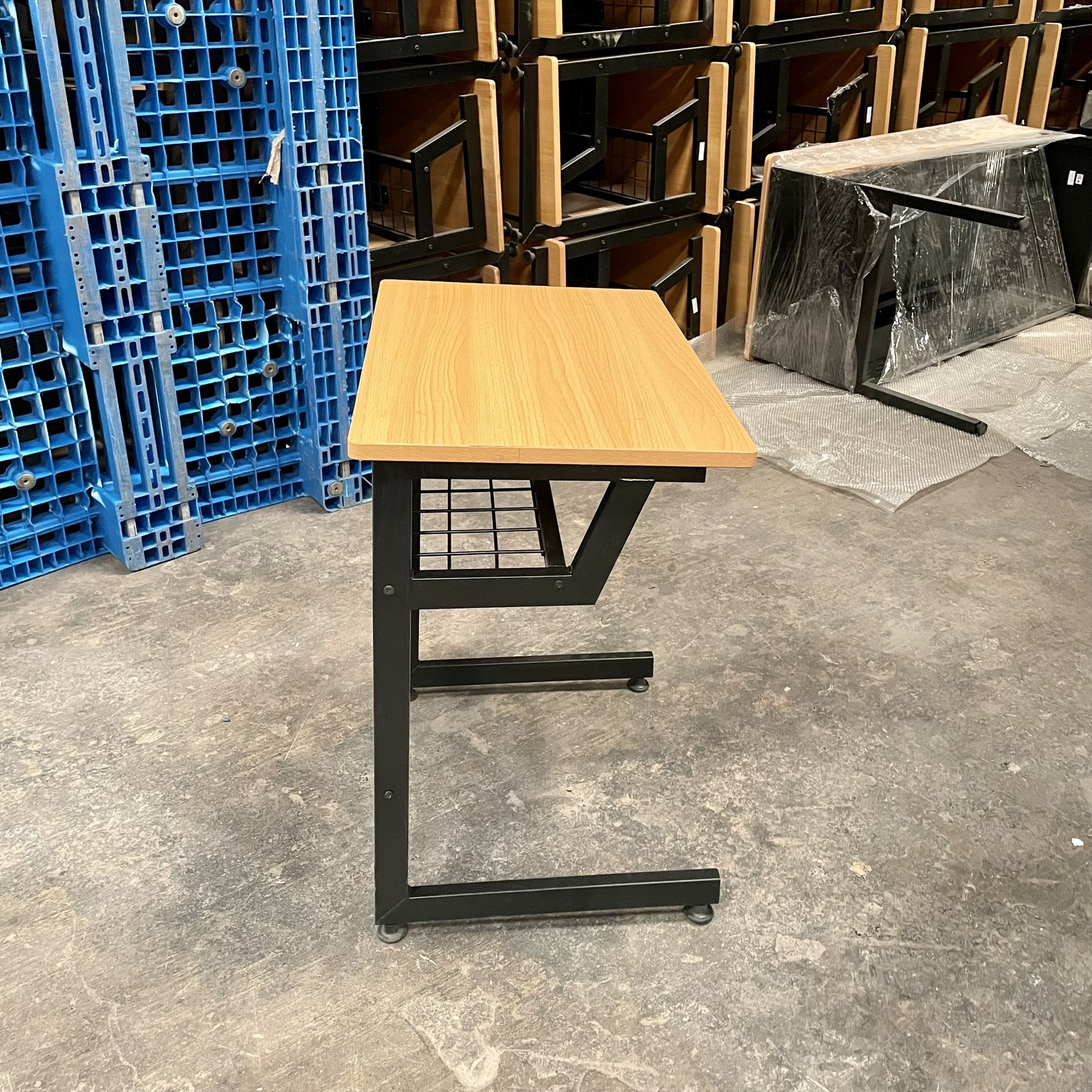 Kris Ablan on Twitter "This is the new desk/table design for our