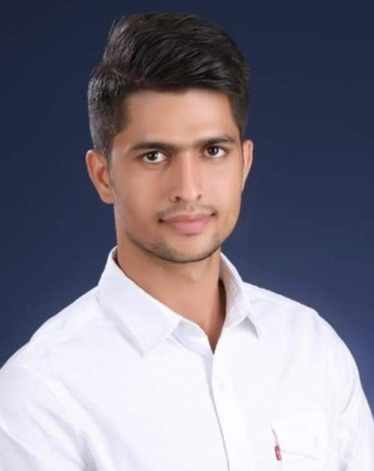 RamniwasGawriya's tweet photo. नागौर निवासी छोटे भाई निर्मल चौधरी को राजस्थान विश्वविद्यालय छात्रसंघ का अध्यक्ष बनने पर बहुत-बहुत बधाई एवं शुभकामनाएं। https://t.co/15kiTMI5yv
