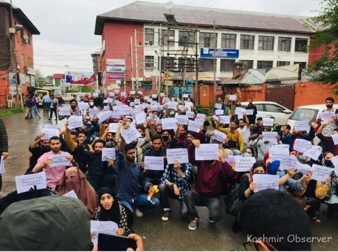 NazmaSu73416826's tweet photo. @conceptkashmir1 @OfficeOfLGJandK @manojsinha_ @dwivedimk_ias #JusticeForMeritoriousCandidates 
#ReleaseFAAselectionlist 
#StopScrapPolicy https://t.co/ul4BXjcpIb