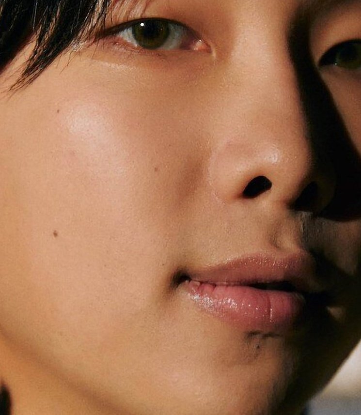 molematejoon's tweet photo. Honey 🍯 https://t.co/S8iXvenEBX