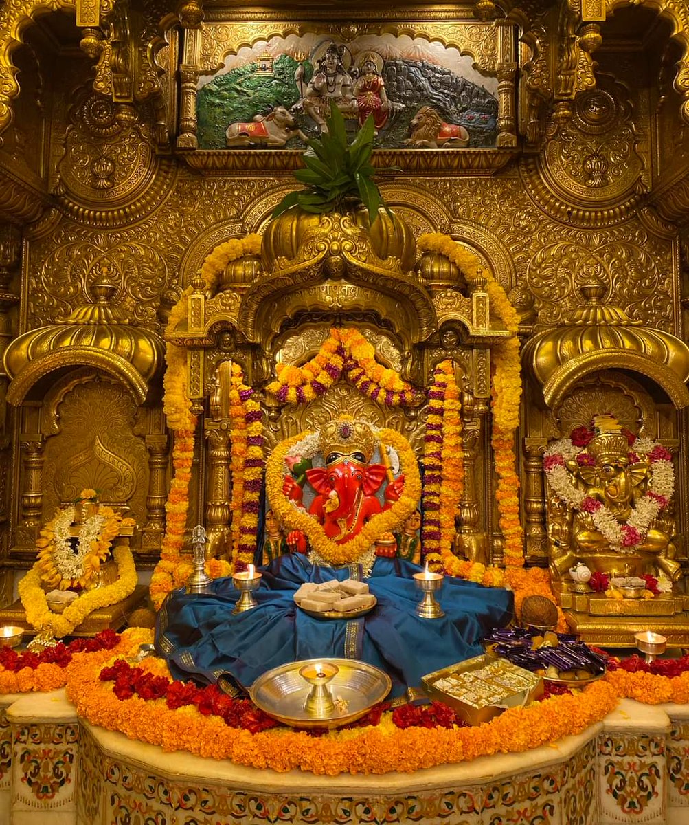 banke_shri's tweet photo. जय श्री सिद्धिविनायक ���🙏 https://t.co/a61RqoBjey