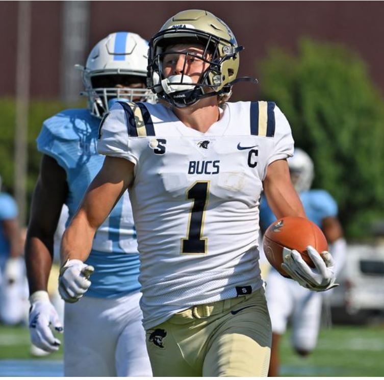 klaykoester's tweet photo. 1 Week until @CSUFB Kickoff!!! #GHEA #BucFast https://t.co/poYOotOPVV