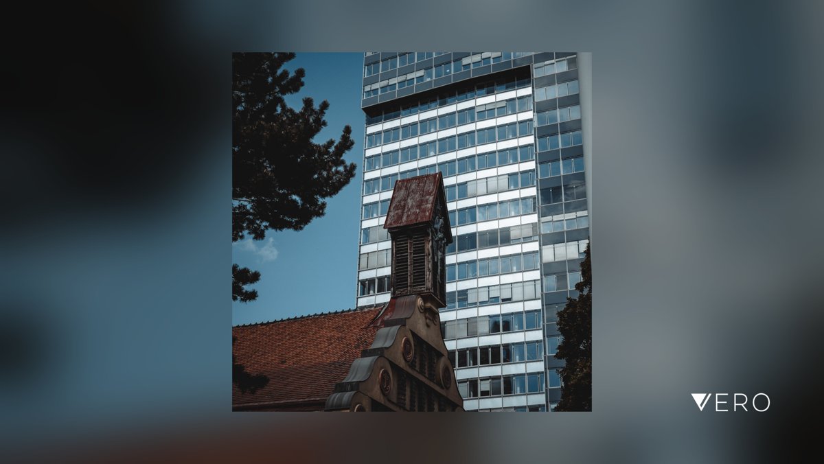 Jigsaw1220's tweet photo. Old meet’s New

#Building #Outdoors #Architecture #Skyscraper #City #photography  #streetsofvienna #street_photography #vienna #wien #vienna_photographic_society https://t.co/voV1FL7dN0 https://t.co/b1l55TlO9K