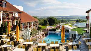 Gaat u met ons mee op reis. 5-daagse Golfreis naar Quellness Golf resort Furstenhof **** - bit.ly/3pPApMt