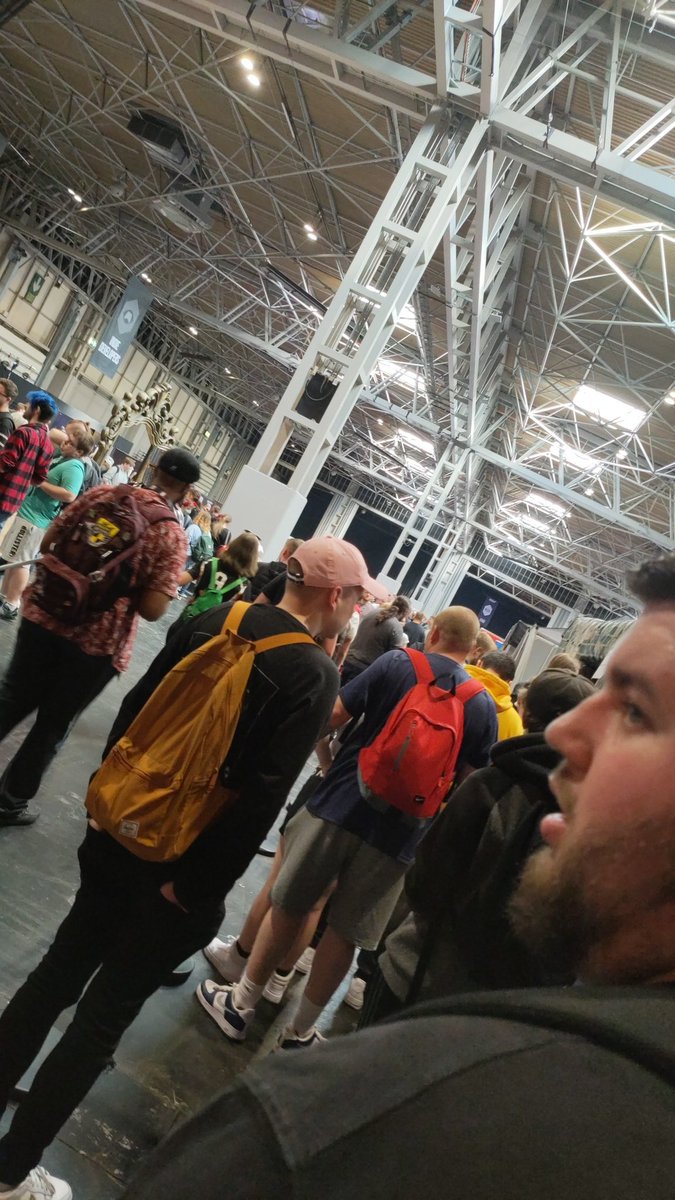 PyroMidge's tweet photo. Back at the NEC for #i69 with @CertifiedMayo, been fantastic so far seeing the @SneakEnergy team along with some old and new faces!! https://t.co/JlfvY4o9WE