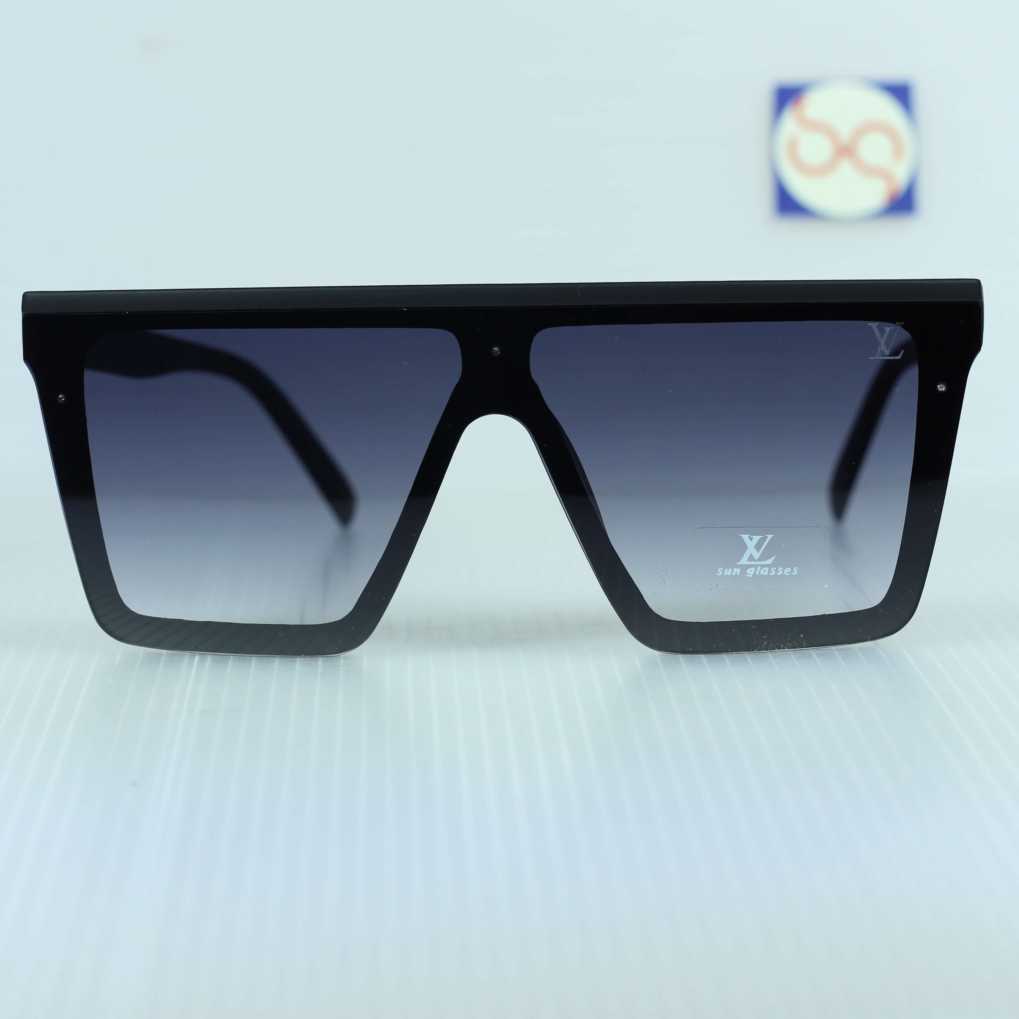 Buy Louis Vuitton (LV) Sunglasses in Pakistan