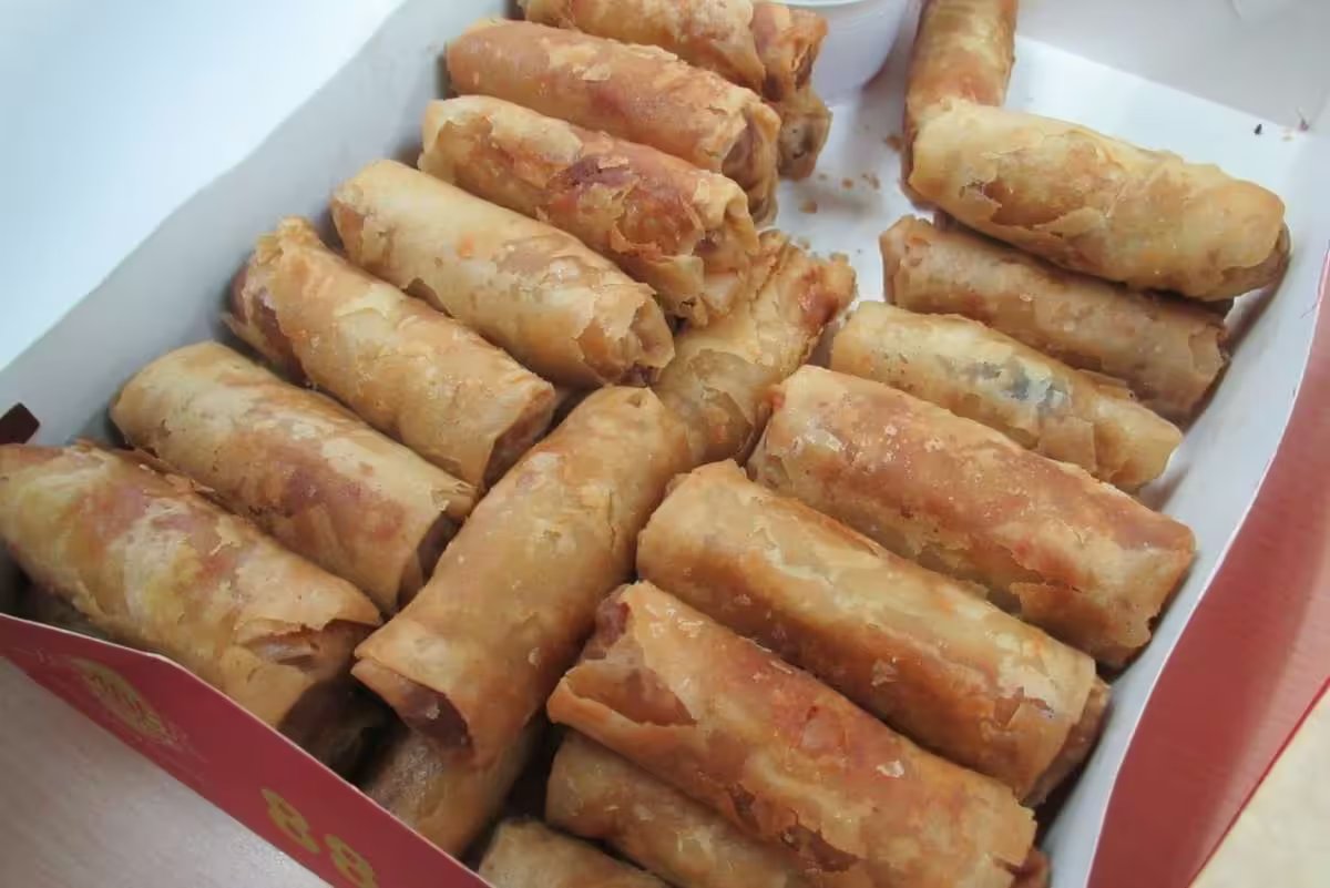 Salamat sa souvenir, may pang-dinner na ang buong pamilya ko.