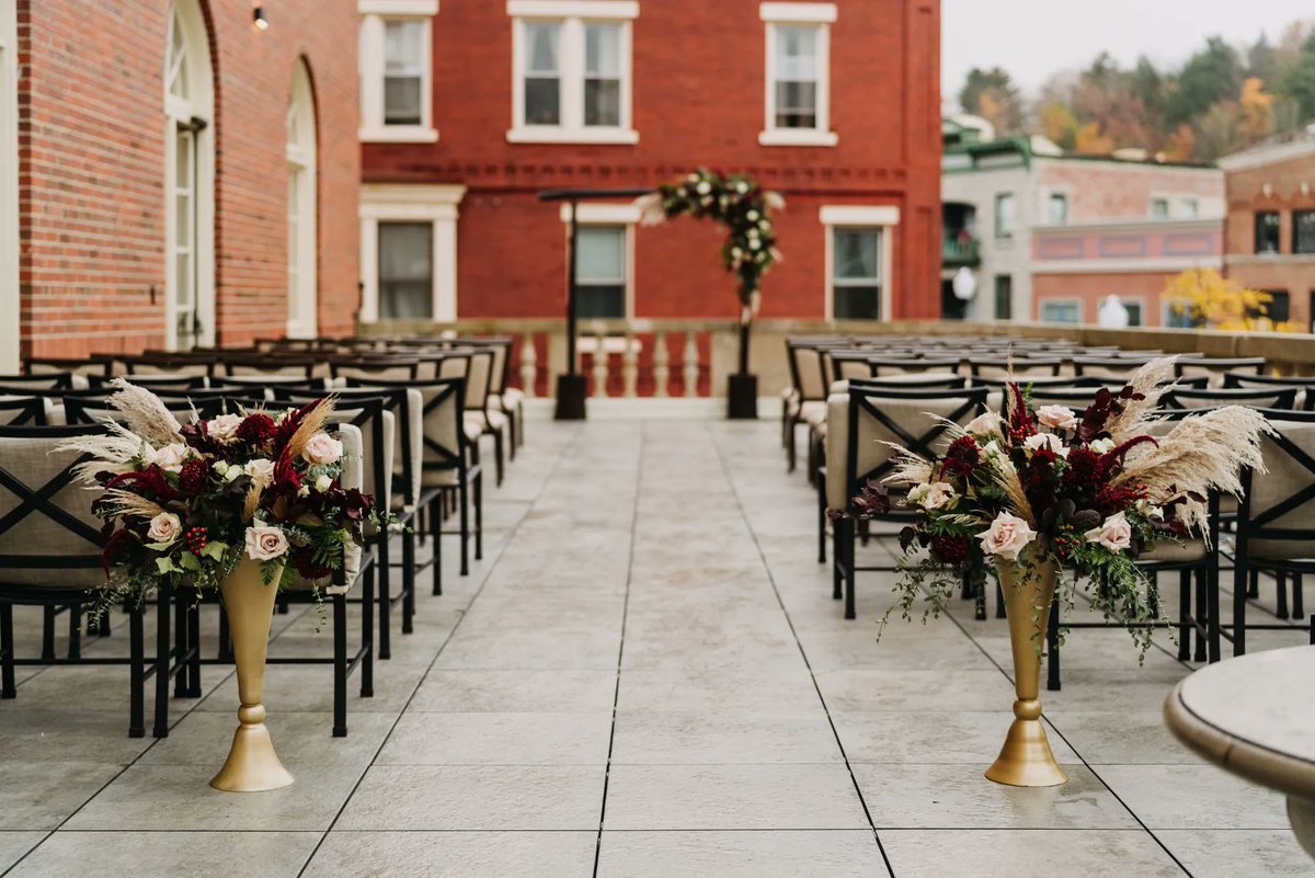 HotelSaranac's tweet photo. #Weddinginspiration: Terrace Edition ✨

Our outdoor terrace is available for ceremonies and receptions alike! Booking now for 2023: https://t.co/mHKXOkez3R

#weddingvenue #outdoorweddings https://t.co/CZuoE0aYjA