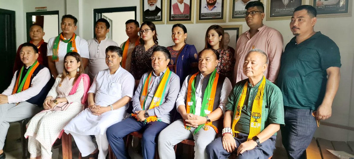 BjpDimapur's tweet photo. Today BJP Dimapur District inaugurated new District Office at Bank Colony, Dimapur in the presence of Shri.Jacob Zhimomi, Hon'ble Minister for PHED GoN as Chief Guest, Shri.H. Tovihoto Ayemi,Hon'ble MLA &amp; Advisor of Power, GoN as Chief Host of the program. https://t.co/7rnPk2F66G