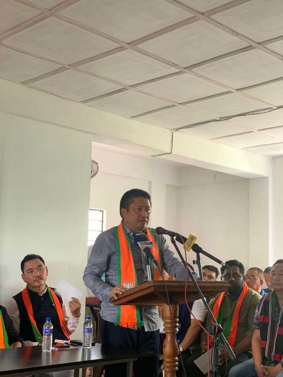 BjpDimapur's tweet photo. Today BJP Dimapur District inaugurated new District Office at Bank Colony, Dimapur in the presence of Shri.Jacob Zhimomi, Hon'ble Minister for PHED GoN as Chief Guest, Shri.H. Tovihoto Ayemi,Hon'ble MLA &amp; Advisor of Power, GoN as Chief Host of the program. https://t.co/7rnPk2F66G
