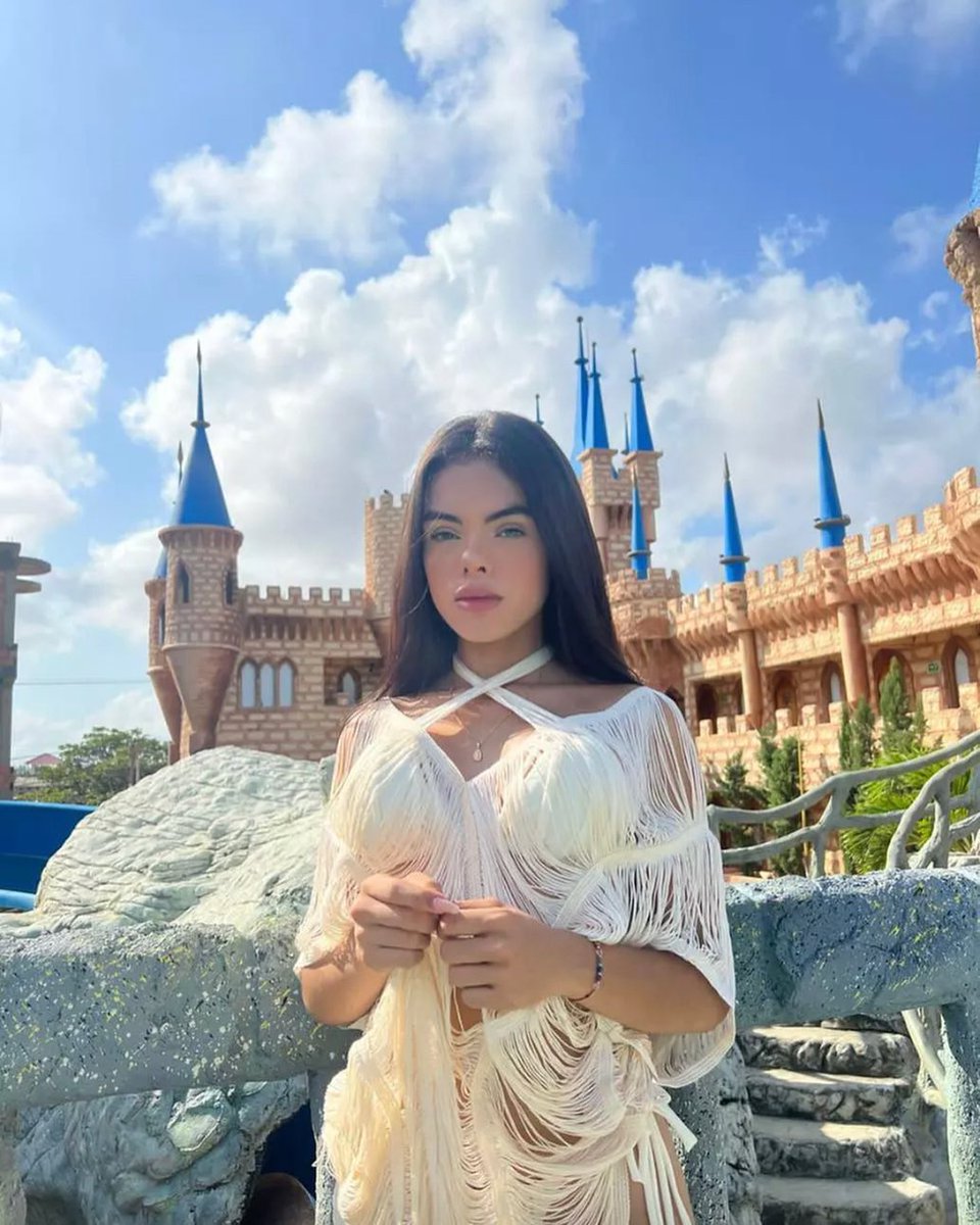 Sábado de seguimiento vamos a Seguirnos y ganemos seguidores
<a href="/mavalejandra1/">👑La Nena Mariale👑</a>