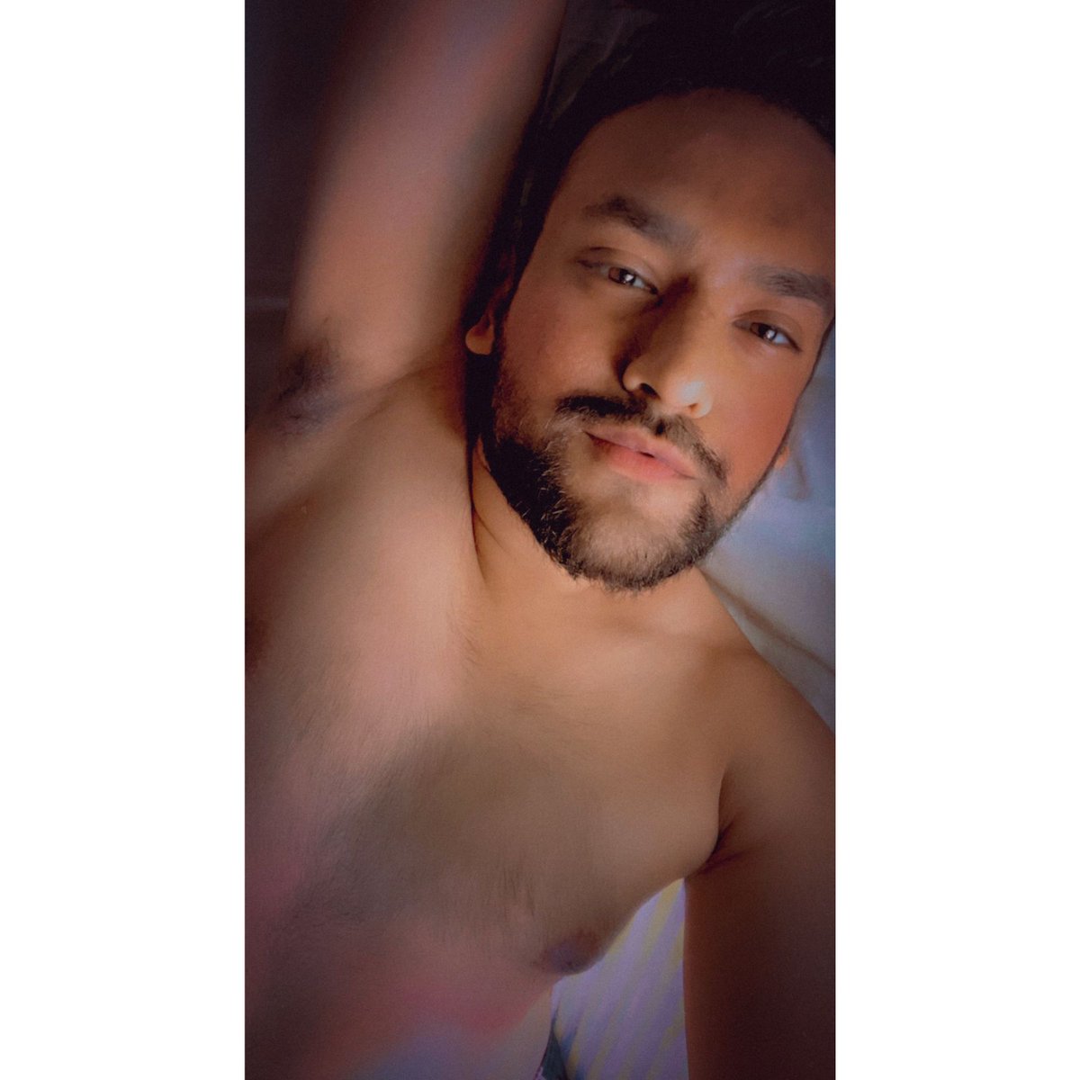 Butterfinger_24's tweet photo. Scoobie Boo 🦍😈🤳😎 #selfie #wokeuplikethis #nerdy #nerdlife #shirtlessguys #twinks #jocks #naked #boystagram #gaypride #selfiegram #photooftheday #swag #tbt #igers #instamood #followme #likesharecomment #likeforfun #like #iphoneselfie #RetweeetPlease #afternoondelight #kink https://t.co/bqRNUWPzjh