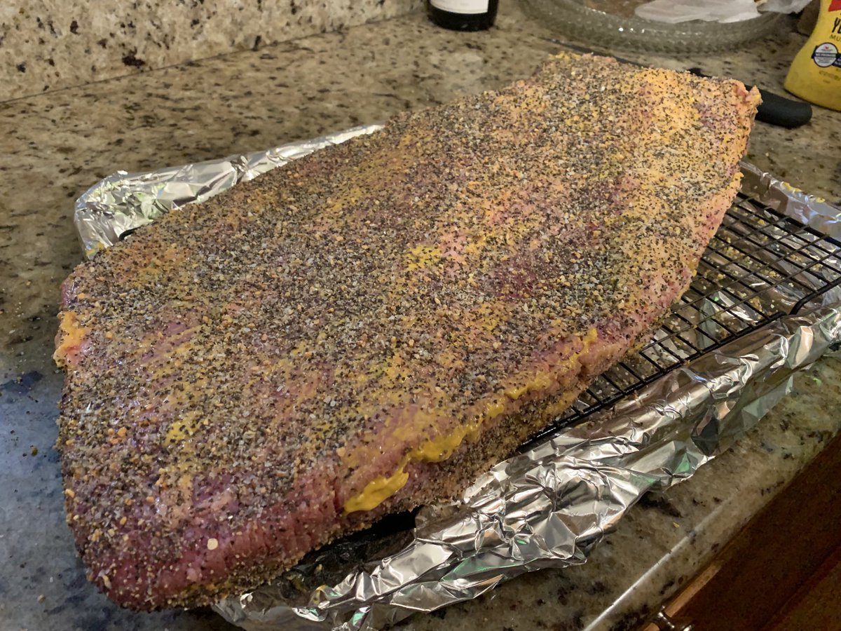 cookwithwes's tweet photo. 8 hours into an overnight brisket cook at 225° on my @recteq_official #RT700. could there be a better way to celebrate the weekend in our new North Carolina home?! #BBQlife #BackyardBBQ #brisket https://t.co/84b32hi9Mx