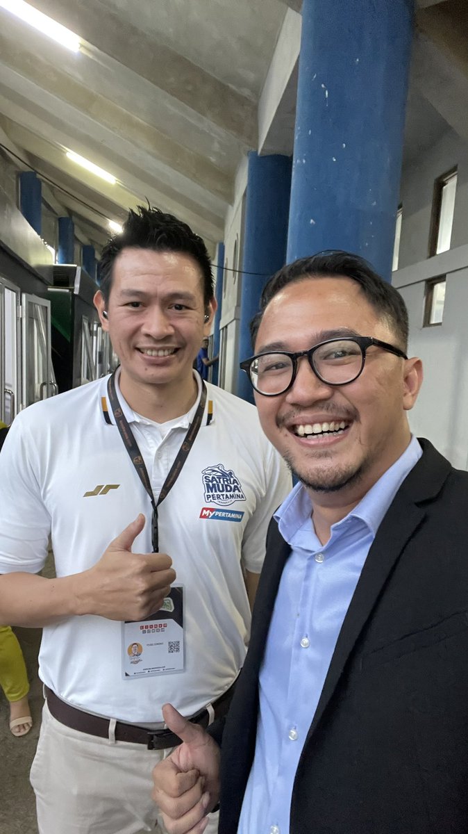 jerryarvino's tweet photo. HERE WE GO, IBL FINALS!
@SMPertamina V @pelitajaya1987 pilih yang mana buat jadi juara nih?
#JUA12A atau #JU4RA?
*deg-degan banget abis ngobrol sama Youbel Sondakh, salah satu pemain idola masa kecil selain Antonius Joko, yang sekarang udah jadi pelatih
#BoomBoomBangBang https://t.co/99fyQmLwkF