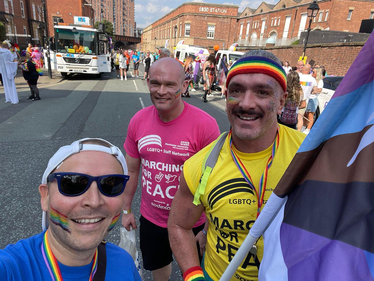 Johnathan E (@jonnieaelliott) on Twitter photo Hereβs to @GordonSmithNAR <a href="/Ainsworth_Si/">Simon Ainsworth</a> and @Pjoynson78 flying the flag for all <a href="/MFT_MRI/">Manchester Royal Infirmary</a> LGBTQIA staff and their allies at Manchester Pride 2022! Great job guys π Hereβs to @GordonSmithNAR <a href="/Ainsworth_Si/">Simon Ainsworth</a> and @Pjoynson78 flying the flag for all <a href="/MFT_MRI/">Manchester Royal Infirmary</a> LGBTQIA staff and their allies at Manchester Pride 2022! Great job guys π