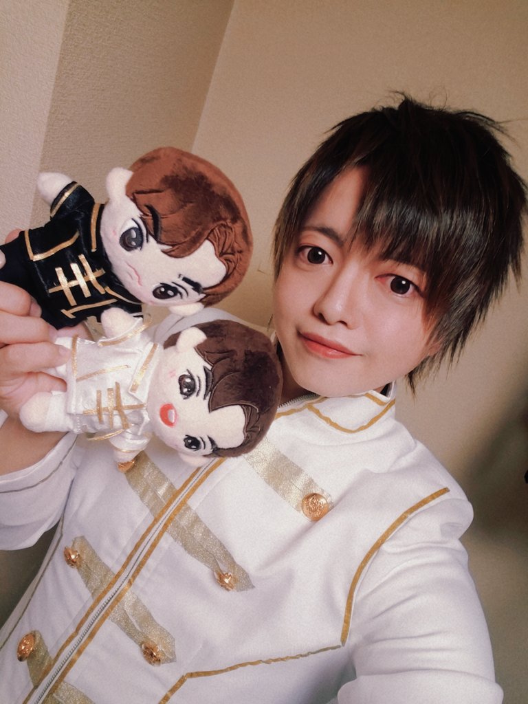 kawaBrightWin's tweet photo. 実際に推しは存在してた😍❤️
それだけで幸せ✨からの
ラストれすもらえて号泣
生きててよかった😢❤️

おともだちも増えたり
グッズ交換してもらえたり
声かけていただいり
幸せいっぱいです💗

日本にきてくれて
ありがとーございます😘

#GMMTVFanFest2022JPD1 https://t.co/mb8iLnJtaT