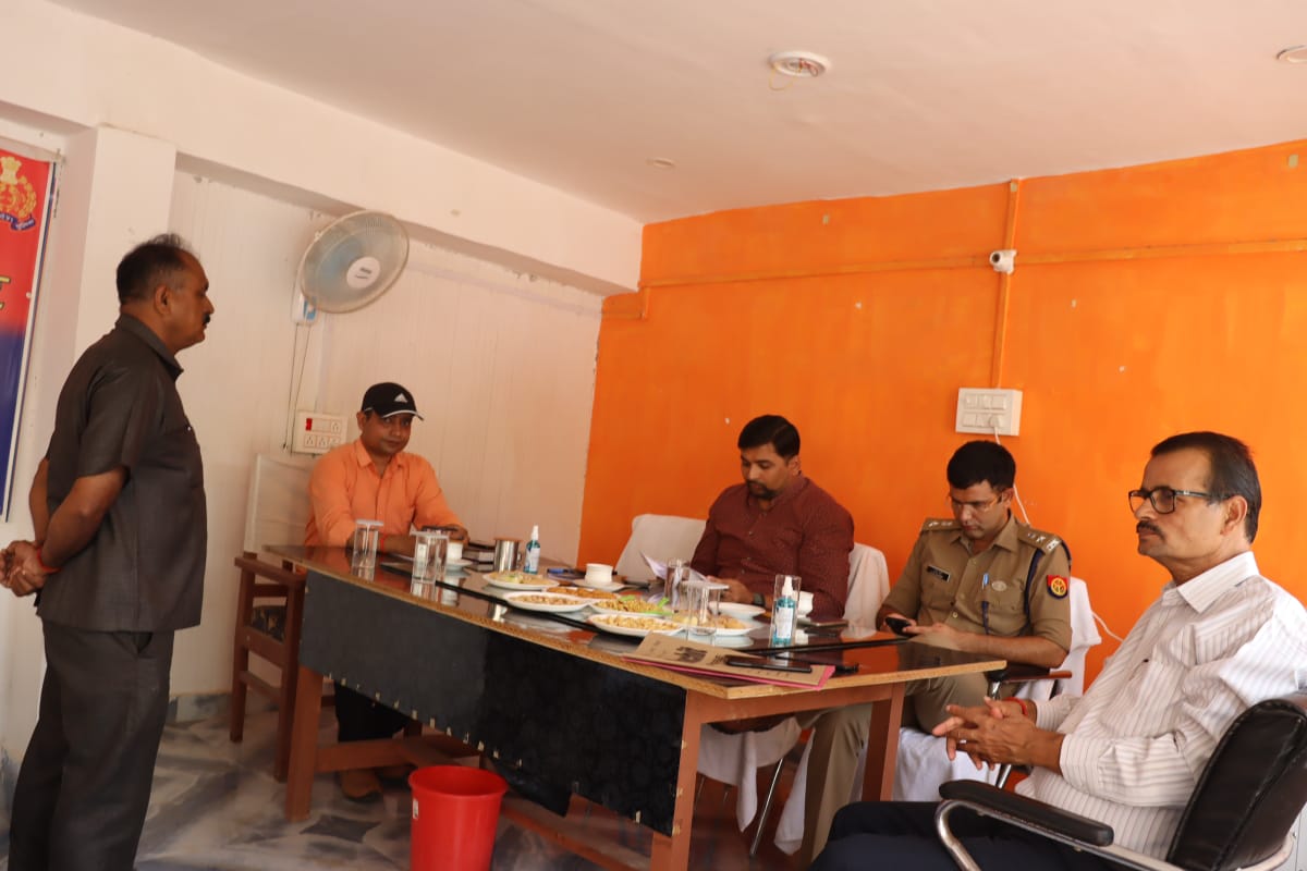 DM Chitrakoot tweet media