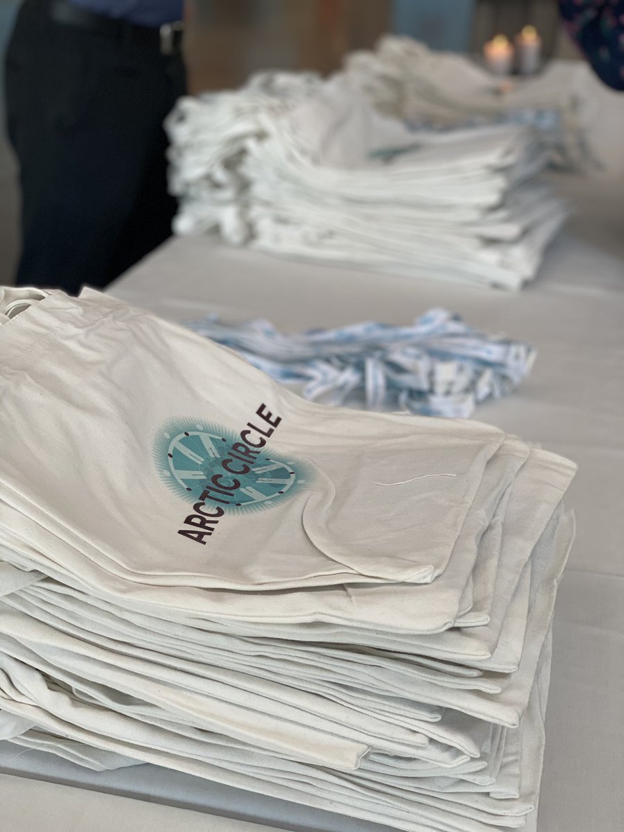 GreenlandMFA's tweet photo. The first day of the #GreenlandForum has begun! Today’s Sessions will incl. topics such as innovative ocean resources, climate change, fisheries, youth perspectives and more!
See the program here: https://t.co/XqYIjHFw8W https://t.co/1QHrcir0A9
