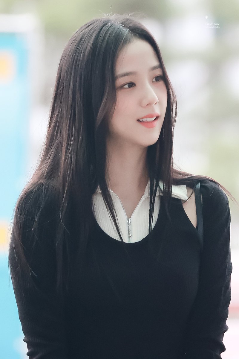 ғιrѕтѕnow❄️ tweet media