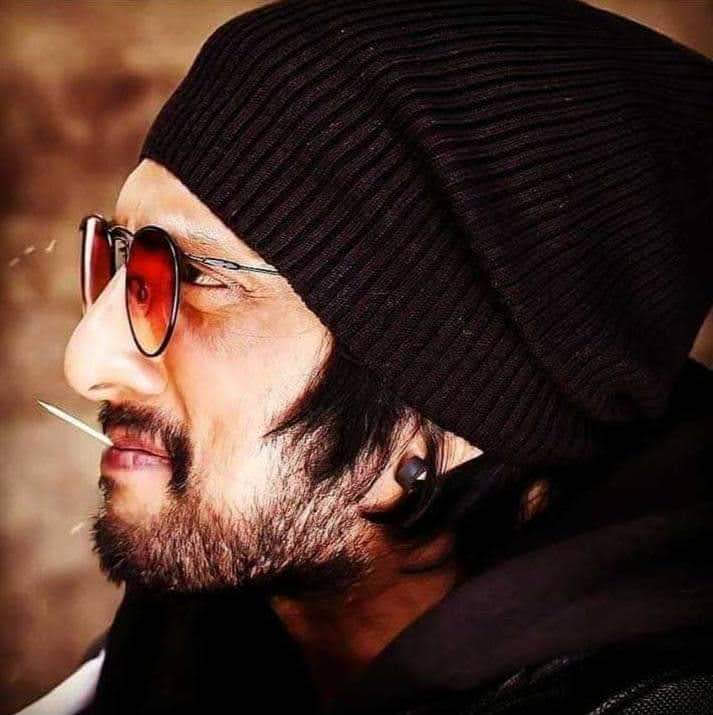 VenkiRNayaka's tweet photo. #KicchaSudeep𓃵 #cdp #cdptrend #allindia #kingofsandlwood #Today #cdptrend #fanofkiccha https://t.co/5bOOy2qwkK
