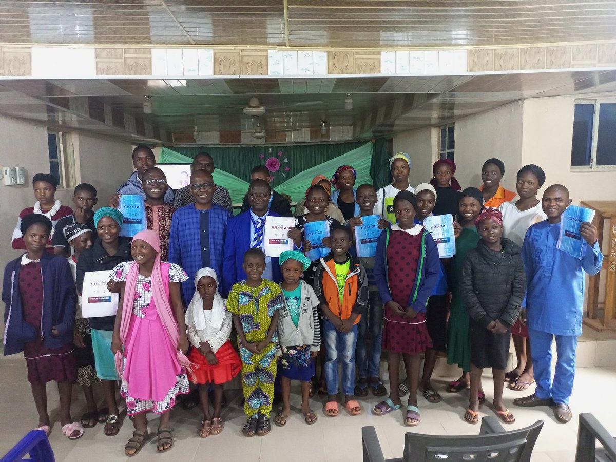 Ofodupraise's tweet photo. #greatchange
#impactacademywithkumuyi
#GCK
#DLconversations https://t.co/B36ZAdnItF