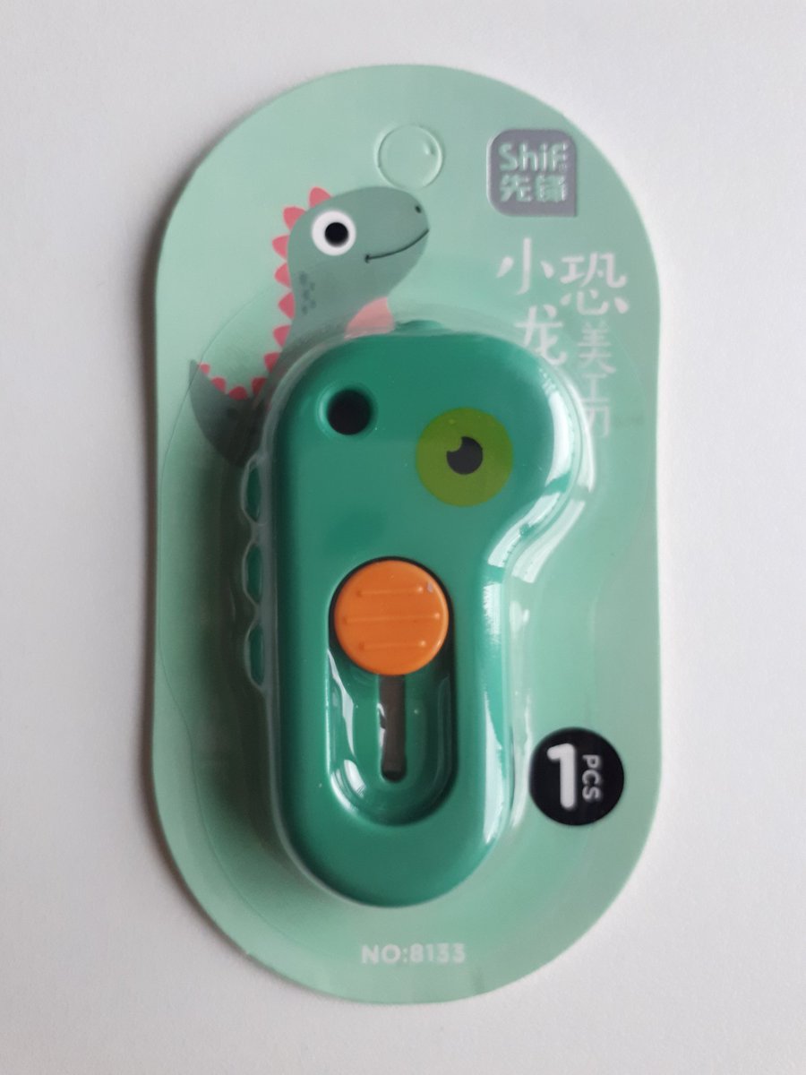 MeowNarak's tweet photo. #Stationery #เครื่องเขียน
#MiniCutter #คัตเตอร์เล็ก
#คัตเตอร์ #ไดโนเสาร์ #24บาท
#ของใช้สำนักงาน #อุปกรณ์การเรียน
#B2SRobinsonHatyai #ร้านบีทูเอส
#โรบินสันหาดใหญ่ #สงขลา #ประเทศไทย https://t.co/fOWiqCYOth