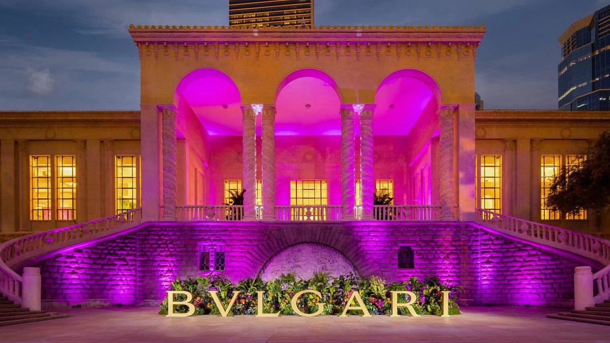 Bulgariofficial's tweet photo. The Bulgari #EdenTheGardenofWonders High Jewelry collection received a phenomenal showcasing at the Maison's latest event in Shanghai — where guests were privy to this spectacular tribute to the natural world. https://t.co/jxdJs5Vt8Y  #Bulgari #BulgariHighJewelry https://t.co/xVfmv1MYCa