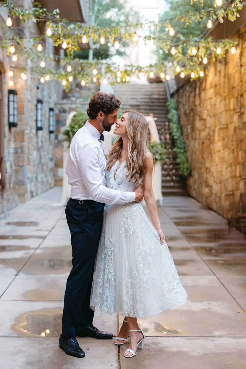 MarcoyMariaMODA's tweet photo. So in love with our brides from the US 🤍
#marcoymaria #mymbrides #noviasreales #realbrides #usbrides #americanbrides #whiteweddingdress #vestidodenovia #noviasconestilo #weddingphotography #tenerifemoda https://t.co/F5vlgqf9nR