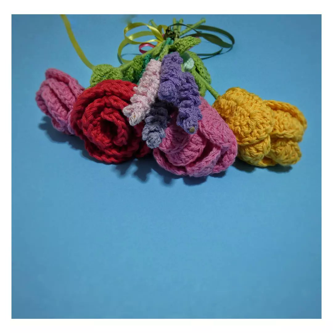 vicencia_ar's tweet photo. 🧶🧶🌷🌷🌹🎁🌺💝#flores #florestejidas #rosas #rosastejidas #lavandas #lavandastejidas #tejidosacrochet #crochet #tulipanes #tulipanestejidos 🌷🌹🌺💝🎁 https://t.co/GDHcJIj95N