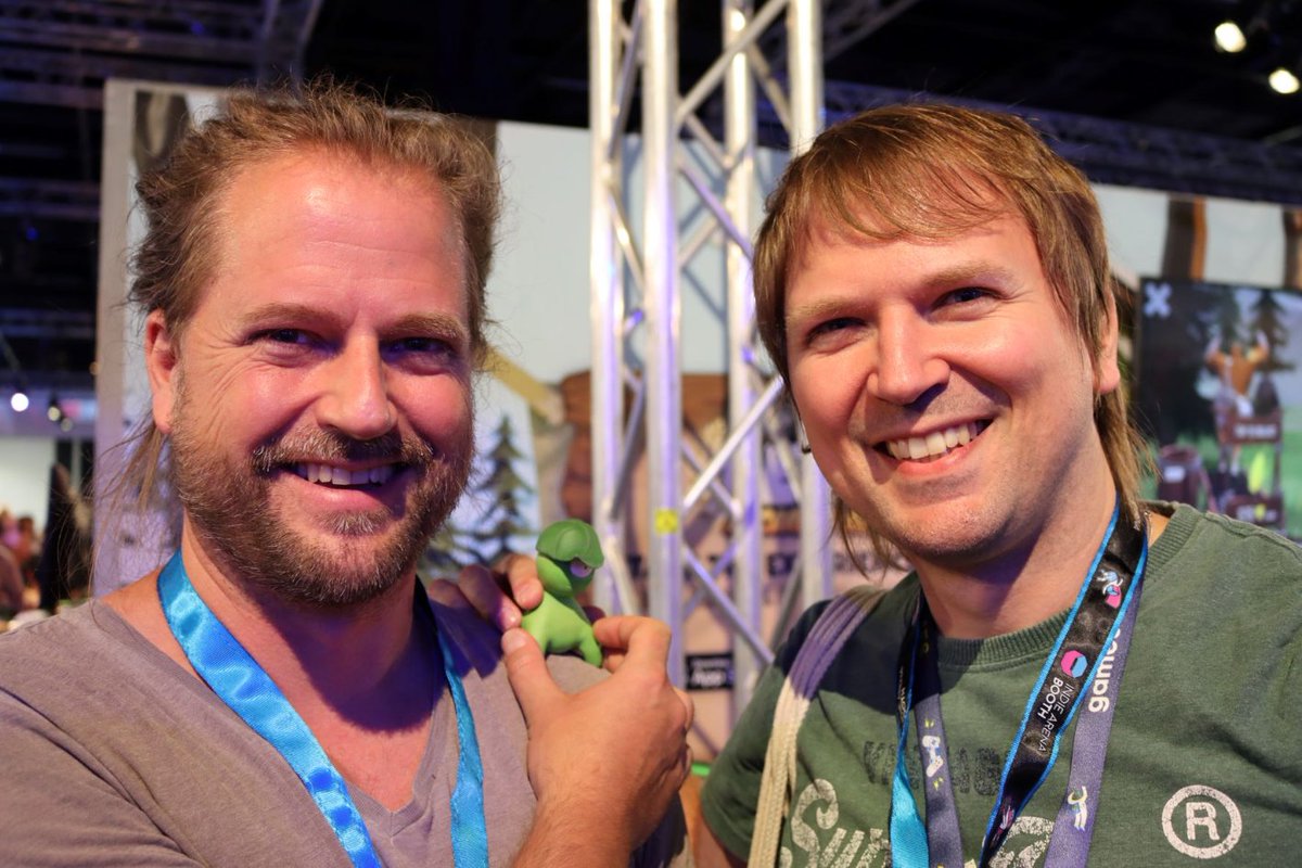Treepoids's tweet photo. Our visit at #Gamescom2022 was very cool. @GerritHenschel and @ffyhlkain showed the presentation of our adventure and introduced Phyl to the crowd at the @gamecityHamburg (thx for the pics!) and @IndieArenaBooth. 

#Treepoids #SupernaturalGames #2DAdventure #IndieDev #Gamescom https://t.co/LgwdCTw0te