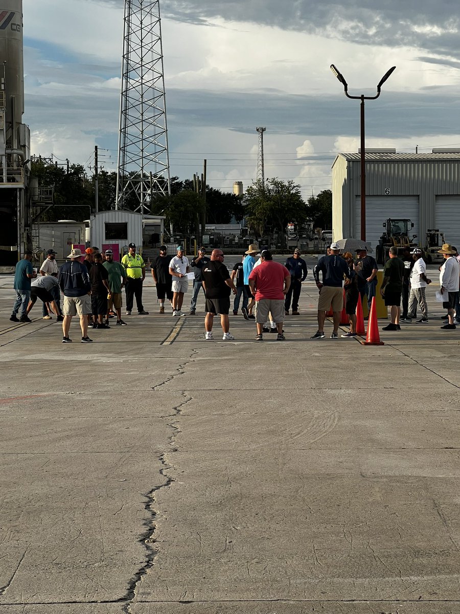 Beautiful morning for a truck rodeo!  #SWDivision <a href="/CIdsardi/">Chris Idsardi</a> <a href="/CEMEX_USA/">Cemex US</a>