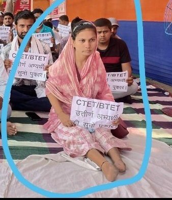 Bhavishikshak's tweet photo. #Bihar_Primary_Notification बिहार में युवा और अनुभवी वर्ग की मिश्रित सरकार बनी है। मुझे इस सरकार से बेहद उम्मीद है कि ये युवा पीढ़ी को निराश नहीं करेगी। शिक्षक अभ्यर्थी पिछले 4 सालों से भटक रही हैं। युवा पीढ़ी को नौकरी देकर जिम्मेवार बनाइए। ये केवल @yadavtejashwi आप कर सकते हैं। https://t.co/cPajw7Khfj