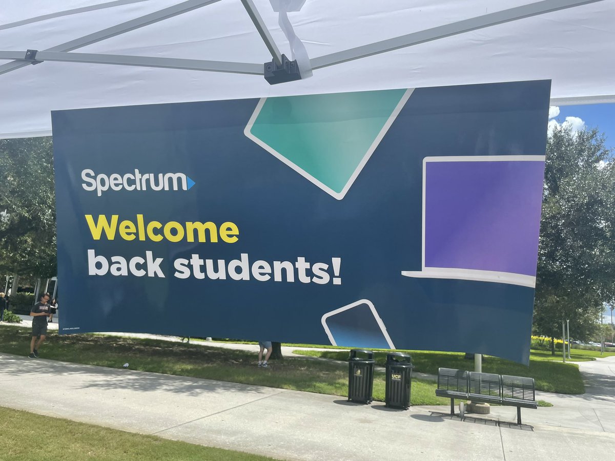FlSito's tweet photo. Welcome back back 2022 students at UCF. Keeping students connected with the best back to school deals. #spectrum #BackToSchool #UCF #NorthCentral #Teamelite https://t.co/5g0DcH9hqh