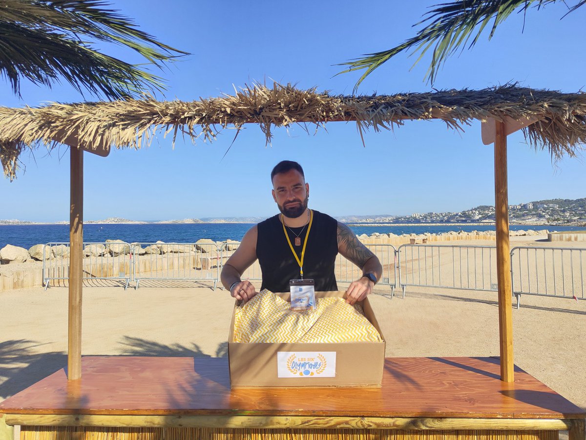 LES SIX'OLYMPIADES C'EST MAINTENANT 💥

Pour gagner un lot ressemblant à celui du duo gagnant :

💙 Like ce post 
🔄 Retweet ce post 
🎖️ Follow @SixenTv

TAS 29 AOUT 🍀

( Vous découvrirez le contenu de la boîte en fin de live ) 

Twitch : twitch.tv/sixentv