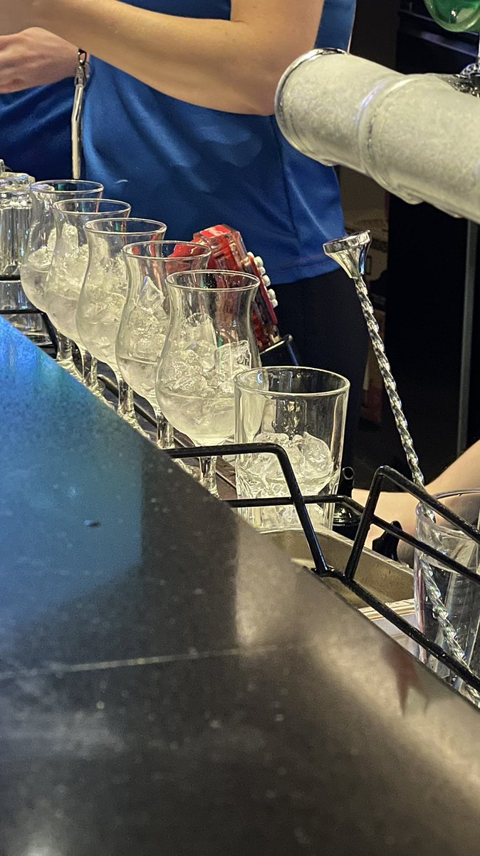 Rojabrad's tweet photo. Someone ordered 5 vodka sodas @CrownPerth looked around for the Duck!! @waynecarey27 https://t.co/zJpq8YLQW7