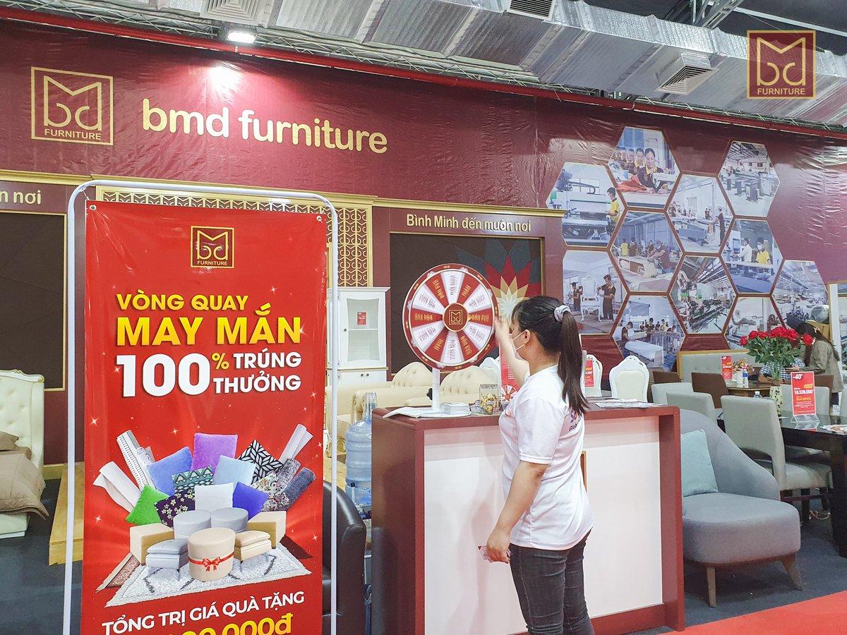 noithatbmd_vn's tweet photo. 💥THAM GIA NGAY VÒNG QUAY MAY MẮN - 100% TRÚNG THƯỞNG 
✅ Từ ngày 25 đến ngày 29/8/2022
✅ Đ𝗶̣𝗮 đ𝗶𝗲̂̉𝗺: Công viên phần mềm Quang Trung, Quận 12, TP.HCM
👉𝗧𝗵𝗼̛̀𝗶 𝗴𝗶𝗮𝗻: 𝟴𝗵𝟯𝟬 - 𝟭𝟴𝗵𝟬𝟬, tại 𝗸𝗵𝘂 𝗔𝟭- 𝗴𝗶𝗮𝗻 𝘀𝗼̂́ 𝟬𝟵 - 𝟰𝟭
#vietbuild #noithatbmd https://t.co/aQNeXzOD7F