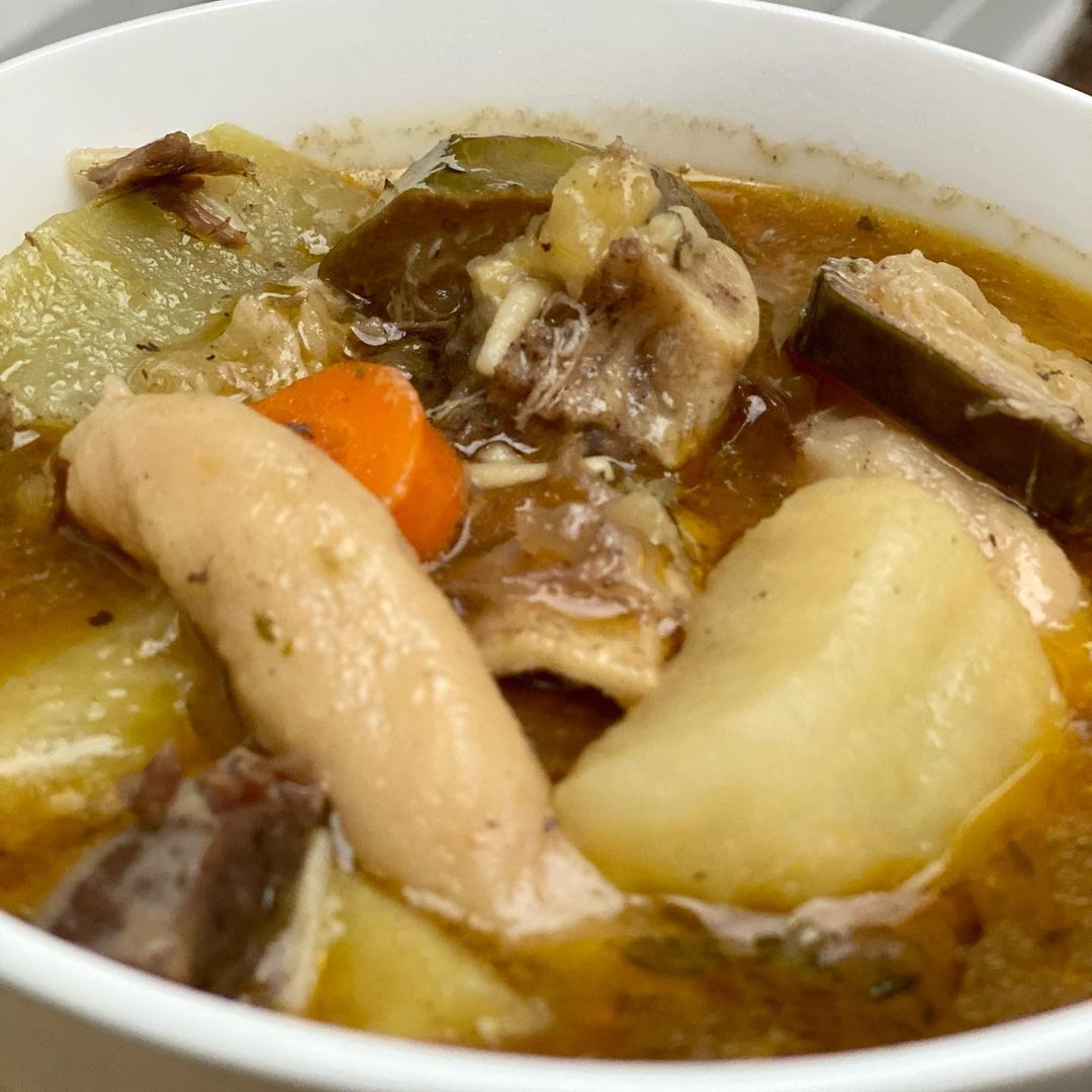 jamaicarecipes's tweet photo. What soup is on the menu for today?π―π²ππ₯Check out our Mannish Water recipe here - https://t.co/kcqKVnPygA | π·IG: typhaniecooks #ManishWater #JamaicanSoup #SoupSaturday #WeJaminate https://t.co/eUGKFZRHG5