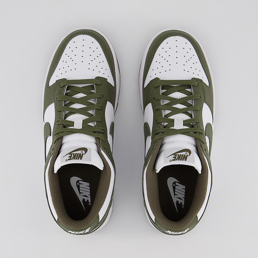 houseofheat's tweet photo. The Nike Dunk Low “Medium Olive” drops September 9 🫒

DETAILS: https://t.co/vUUSu6YcSW https://t.co/jRnQ4LiXdI