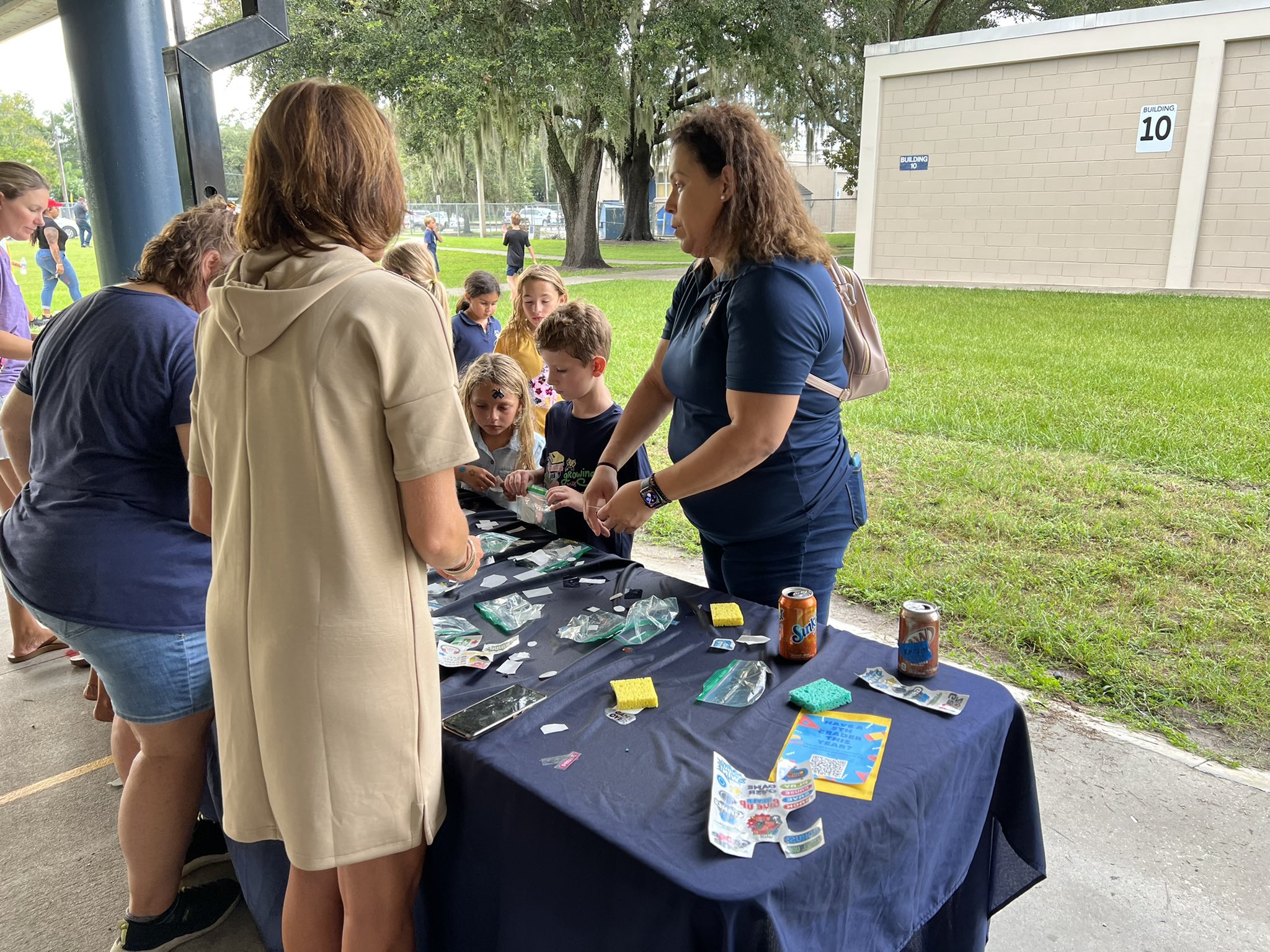 Carrollwoodelem Great Fun At Our Back To School Bash T Co Xmxapo2brp Twitter Carrollwoodelem Great Fun At Our Back To School Bash T Co Xmxapo2brp Twitter
