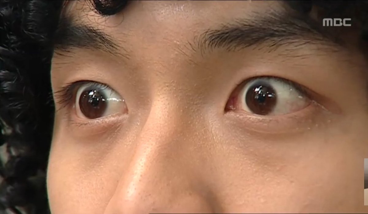 ekparna2213405's tweet photo. Lee Seunggi's eyes .
#Leeseunggi
#nonstop5 https://t.co/tbh6EBWmdY