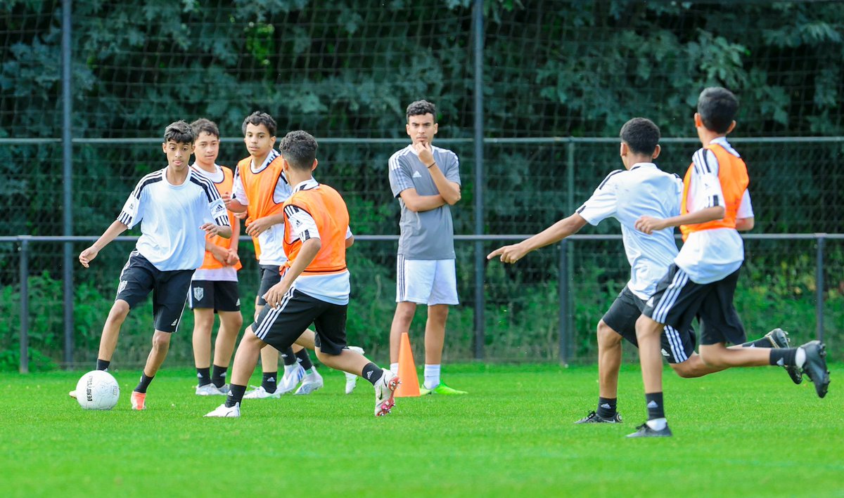 MahdAcademy's tweet photo. 📸⚽️ https://t.co/DhPOGX1oJm