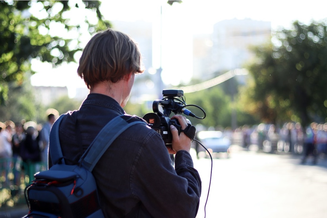 npcindc's tweet photo. “Venturing into investigative journalism as a student is very challenging because you are still young, still navigating the space of being a journalist.” -Nondu Lehutso

Läs om de utmaningar som unga reportrar möter i @gijnorg artikel. Länken finns på deras sida och vår Facebook. https://t.co/Te37fMuGPz