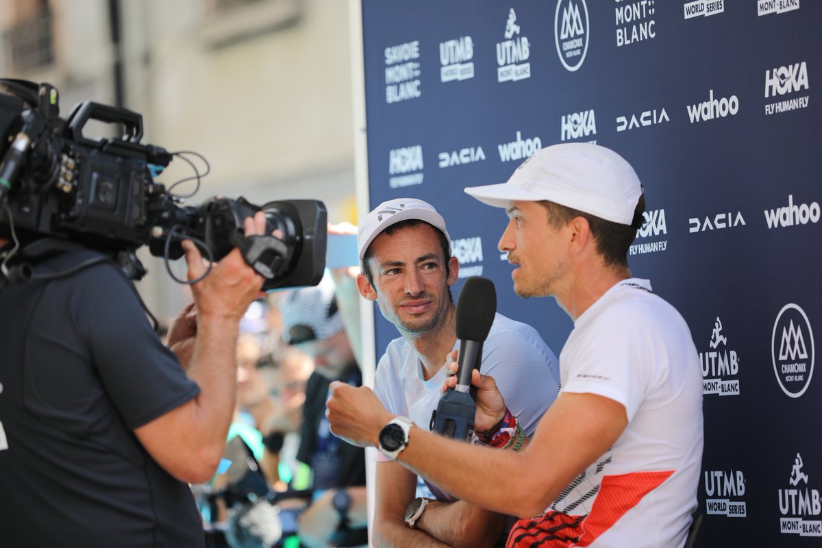 iRunFar's tweet photo. Mathieu Blanchard recounting apologizing when he passed Kilian Jornet around 120km. In that moment, it inspired Kilian, and the two went on a hunt for Jim Walmsley, who led the race at that time. #UTMB https://t.co/BCCbuxcVOA