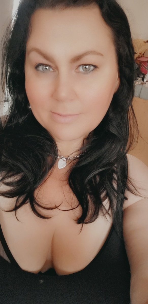 roxyfox140978's tweet photo. We gotta get out of this place,
If it's the last thing we ever do,
we gotta get out of this place,
Girl, there's a better life for me and you.... 💜🎶💜
#escape #gettingouttahere https://t.co/lQZC3tHs8w