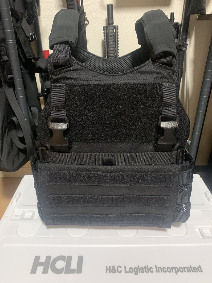 S.W.A.Tのドラマみててめっちゃ欲しくなったのでプレキャリ購入！

これから装備とりつけていくぞー！