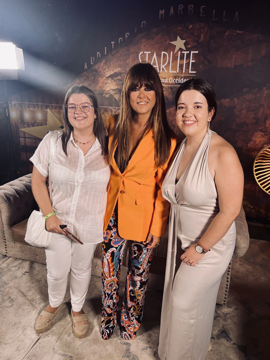 paula⛈️ tweet media